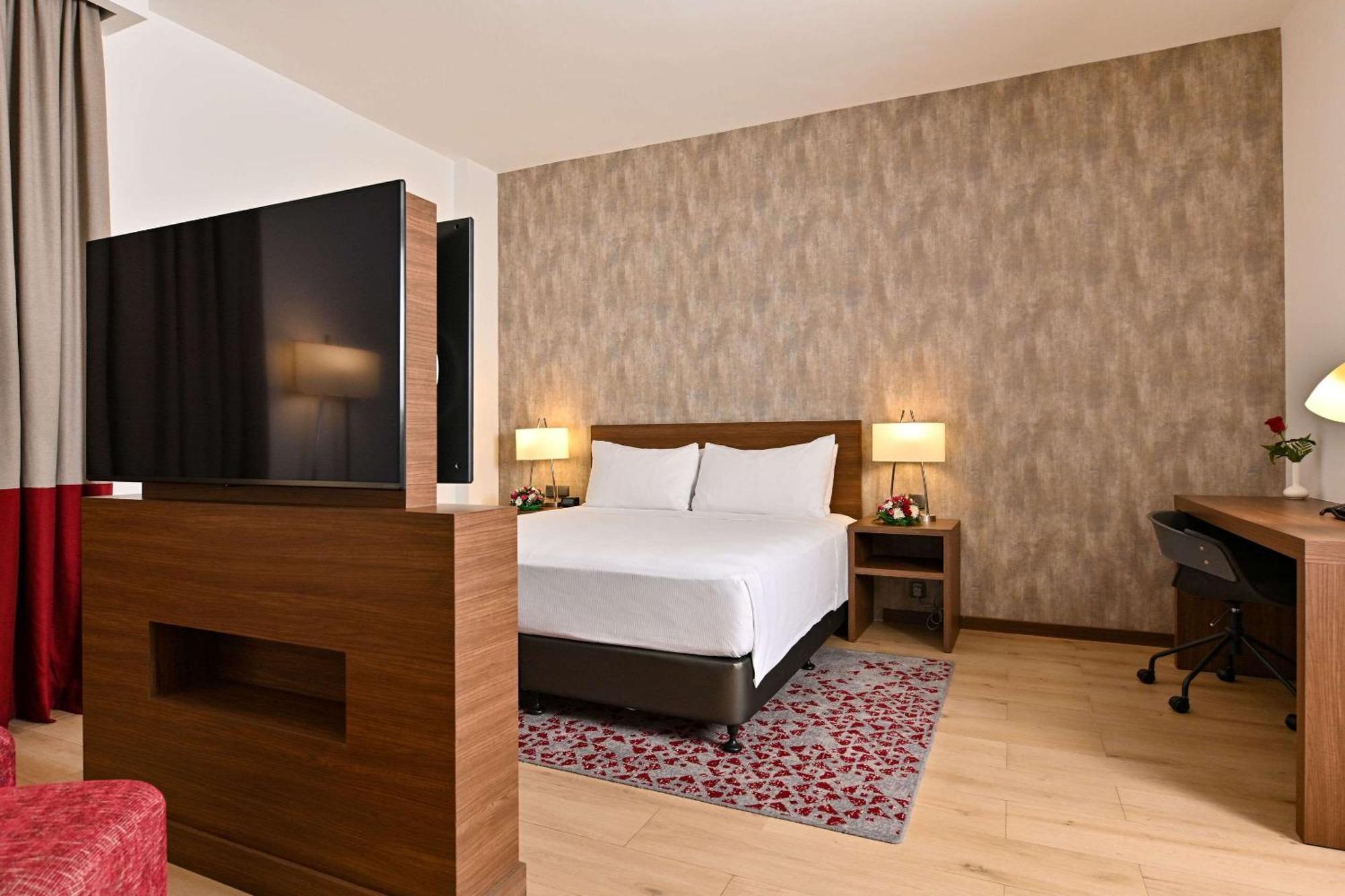 Comfort Hotel Jeddah King Road Jidá Exterior foto